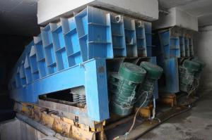 振動(dòng)放礦機(jī)使用現(xiàn)場2